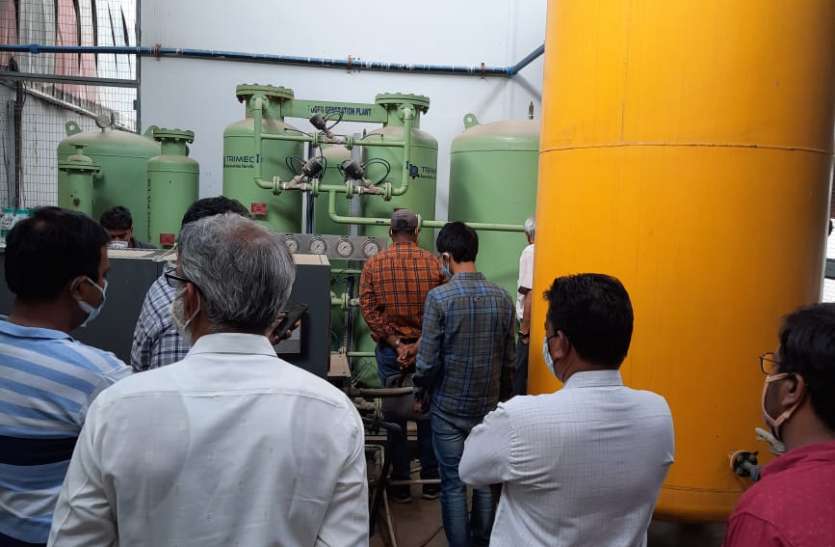 नाइट्रोजन प्लांट से ऑक्सीजन बनाने की कवायद शुरू नाइट्रोजन प्लांट से ऑक्सीजन बनाने की कवायद शुरू