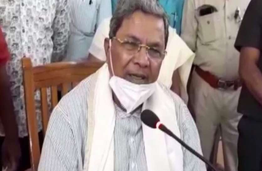 siddaramaiah कर्नाटक के पूर्व सीएम सिद्धारमैया का आरोप, बंगाल में कोरोना के बढ़ रहे मामलों के लिए मोदी और शाह जिम्मेदार