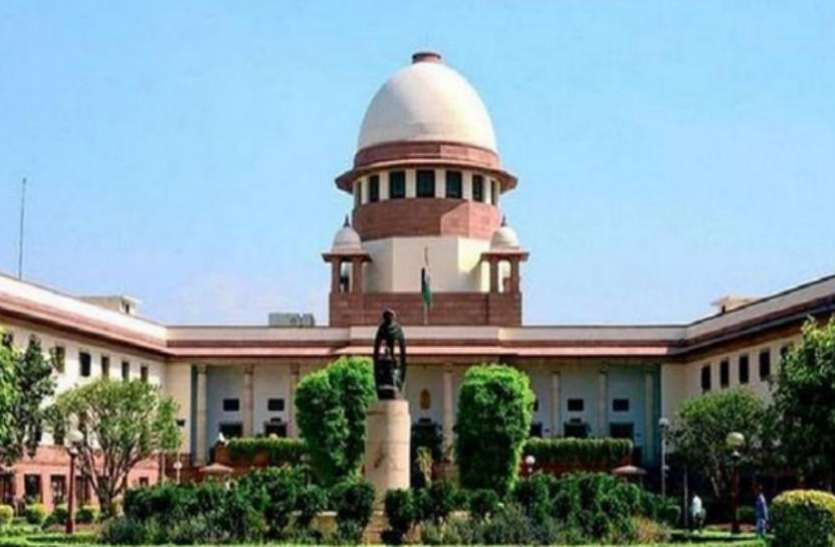 supreme-court.jpg कोरोना टीका नीति पर SC ने केंद्र को पुन: विचार करने का दिया निर्देश, कहा- इससे पैदा हो सकती है असमानता