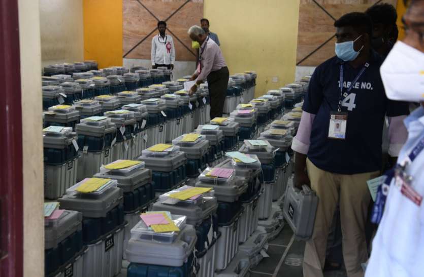 Tamil Nadu Elections 2021: डाकमतों ने भी पहुंचाया एआईएडीएमके को नुकसान Tamil Nadu Elections 2021: डाकमतों ने भी पहुंचाया एआईएडीएमके को नुकसान
