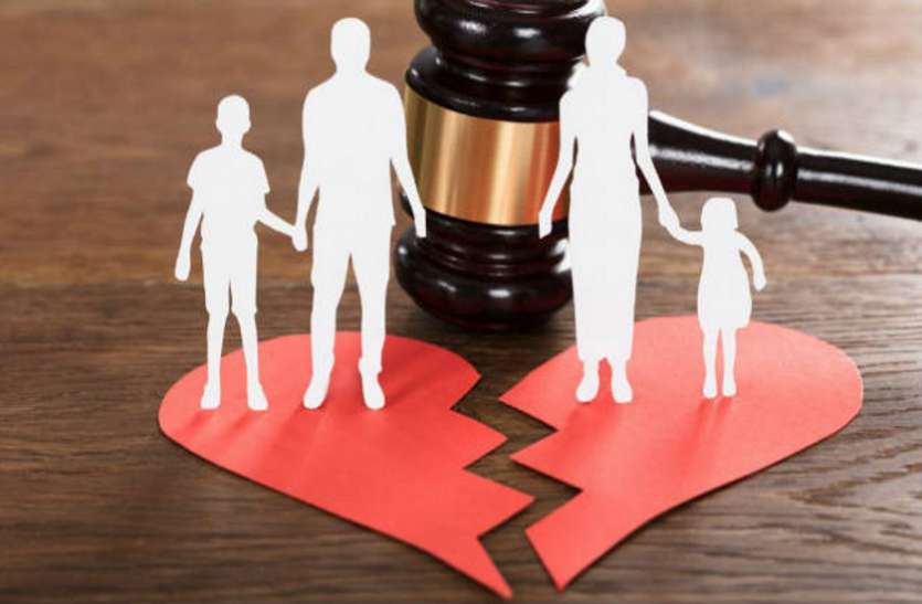 divorce.jpg मानसिक क्रूरता के आधार पर पति को तलाक लेने का अधिकार