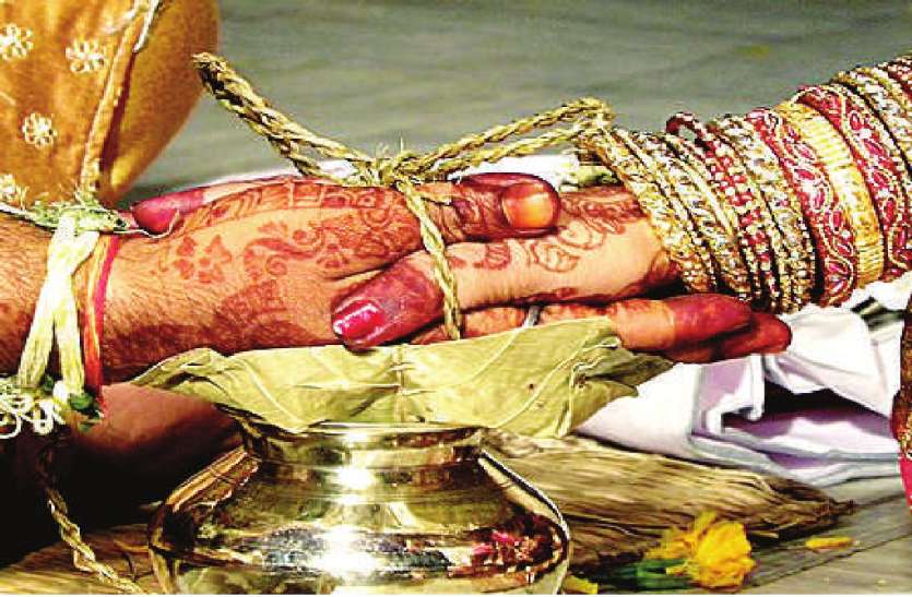 cms_image-1 सहालग से शहर को मिलना था 300 करोड़ का व्यापार, कोरोना की चढ़ा भेंट