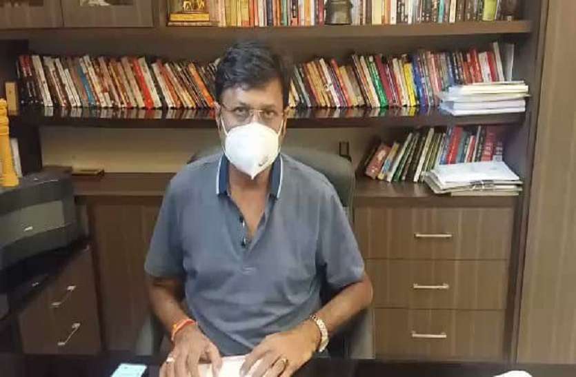 ये कैसी राजनीतिक दुर्भावना, सर्टिफिकेट में नहीं लगाया पीएम मोदी का फोटो ये कैसी राजनीतिक दुर्भावना, सर्टिफिकेट में नहीं लगाया पीएम मोदी का फोटो