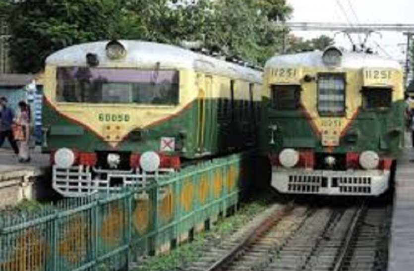 WEST BENGAL-महानगर की लाइफ लाइन के पहिए पर आज से फिर लगा ब्रेक WEST BENGAL-महानगर की लाइफ लाइन के पहिए पर आज से फिर लगा ब्रेक