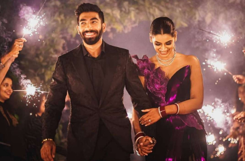 jasprit_bumrah_and_sanjana.png जसप्रीत बुमराह ने खास अंदाज में किया पत्नी संजना को बर्थडे विश, रोमांटिक तस्वीर शेयर कर लिखा ऐसा मैसेज