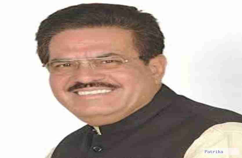 . कैबिनेट मंत्री आंजना की बड़ी पहल , वैक्सीनेशन के लिए दी 5 करोड़ की राशि . कैबिनेट मंत्री आंजना की बड़ी पहल , वैक्सीनेशन के लिए दी 5 करोड़ की राशि
