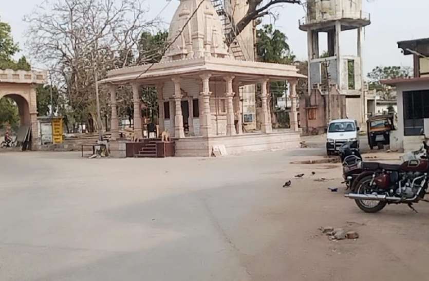 Gujarat: 5 राज्यों में गुजरात से कम एक्टिव केस, फिर भी संपूर्ण लॉकडाउन Gujarat: 5 राज्यों में गुजरात से कम एक्टिव केस, फिर भी संपूर्ण लॉकडाउन