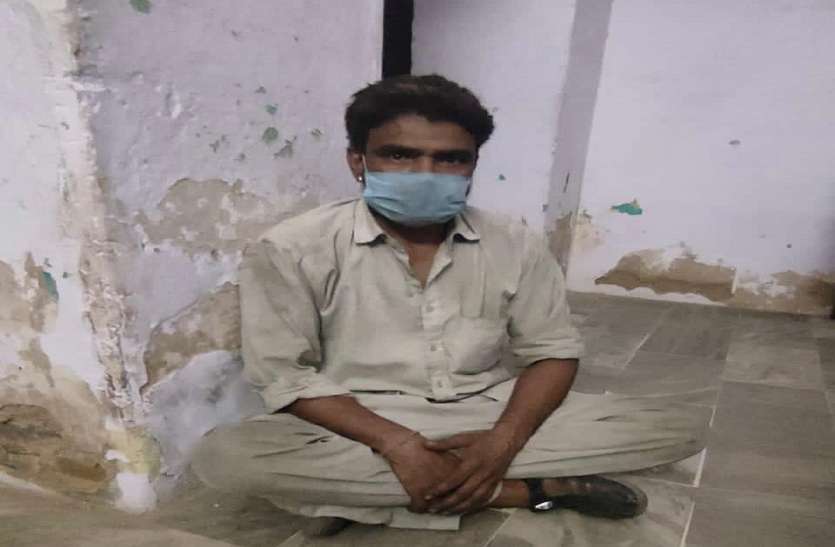 केले से भरे ट्रक में छिपाकर ले जा रहा था अफीम