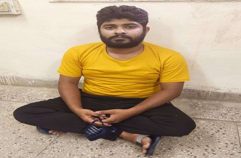 चर्चित निखिल बैरवा हत्याकांड का एक और आरोपी गिरफ्तार चर्चित निखिल बैरवा हत्याकांड का एक और आरोपी गिरफ्तार