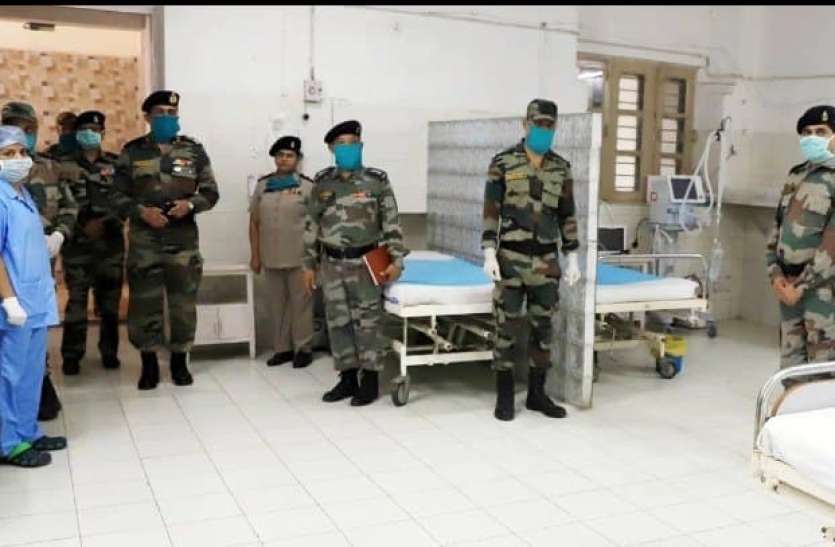 army.jpg कोरोना से जंग में सेना के रिटायर डॉक्टर्स की मदद लेगा केंद्र, तेलंगाना में 50 हजार मेडिकल छात्रों की तुरंत नियुक्ति