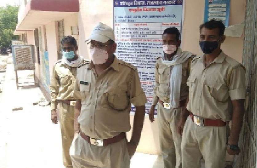 मरीजों व शवों को लाने-ले जाने का अधिक किराया वसूला तो खैर नहीं मरीजों व शवों को लाने-ले जाने का अधिक किराया वसूला तो खैर नहीं