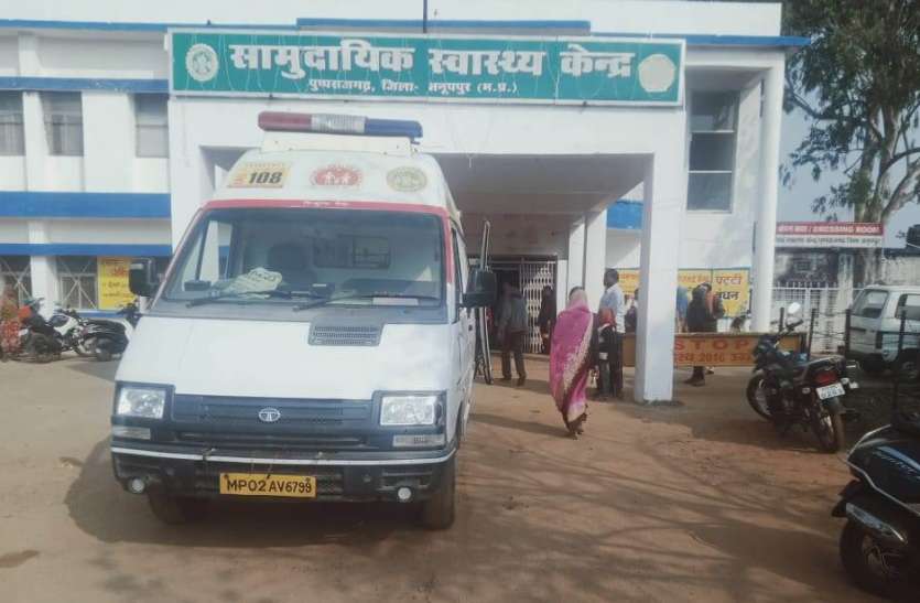 Cold and cough patients in villages, fearing corona examination, getti गांवों में सर्दी-खांसी से बेहाल मरीज, कोरोना जांच के डर से झोलाछाप चिकित्सकों से करा रहे इलाज