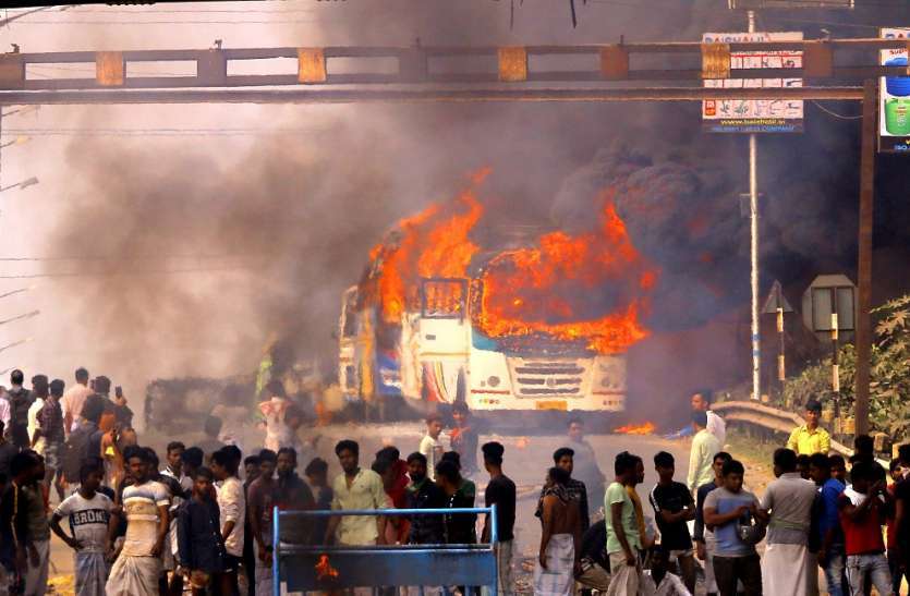 West Bengal government was not capable to control post-poll violence एनएचआरसी की रिपोर्ट में ममता सरकार कठघरे में, हिंसक घटनाओं की नहीं ली सुध