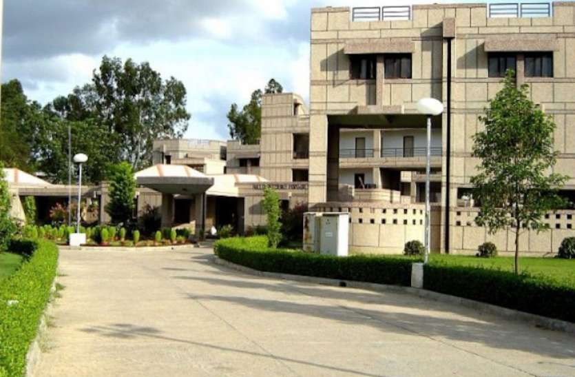 जल्द ही यूपी को मिलेगा आईआईटी कानपुर में तैयार हो रहा ऑक्सीजन कंसट्रेटर, कीमत में काफी कम आईआईटी कानपुर में तैयार हो रहा ऑक्सीजन कंसट्रेटर, कीमत में काफी कम