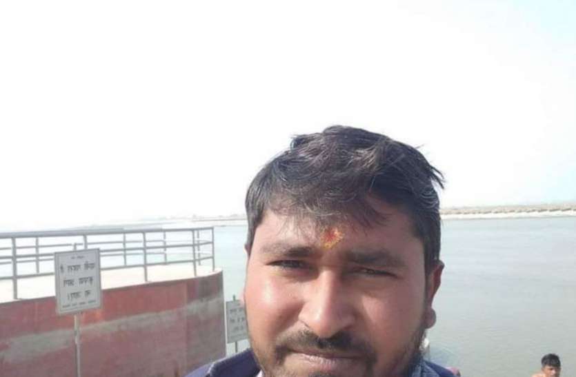 ऐसा भी कोई भाई करता है जैसा इसने किया, छोटे भाई की पत्नी कूद पड़ी तालाब में ऐसा भी कोई भाई करता है जैसा इसने किया, छोटे भाई की पत्नी कूद पड़ी तालाब में
