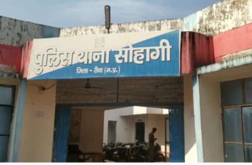 patrika किशोरी ने फंदा लगाकर की आत्महत्या, पड़ोस में युवक ने खाया जहर
