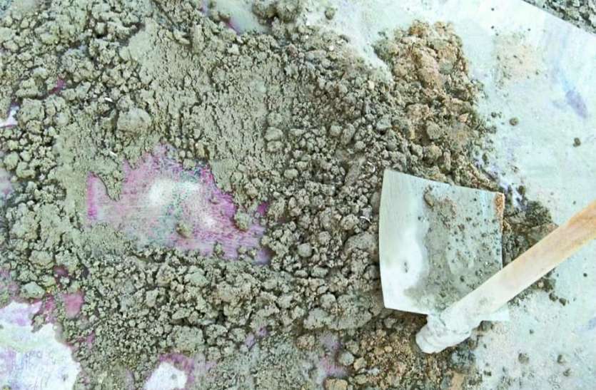 Use of substandard material in culvert construction पुलिया निर्माण में घटिया सामग्री का उपयोग