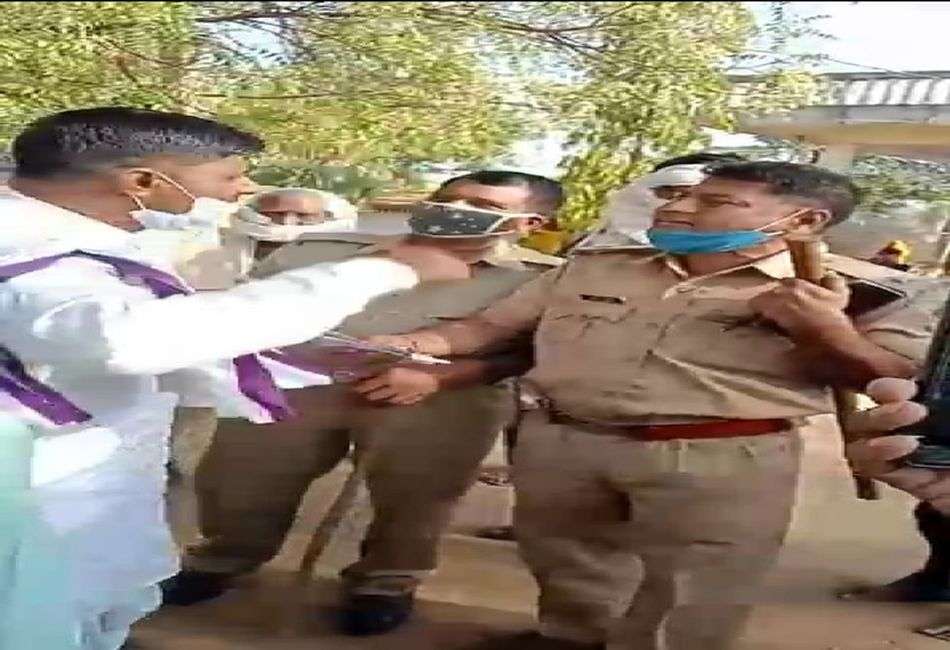 सरपंच व आबकारी अधिकारियों की तकरार का वीडियो वायरल