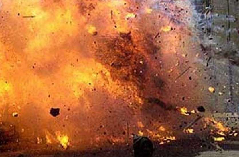 grenade_attack_in_assam.jpg असम के तिनसुकिया में ग्रेनेड हमला, 1 की मौत और 3 घायल
