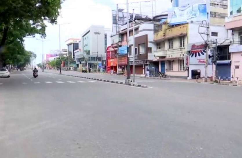 kerala_lockdown.jpg केरल में पिछले 24 घंटों में कोरोना के 34,694 नए मामले दर्ज, 23 मई तक बढ़ा संपूर्ण लॉकडाउन