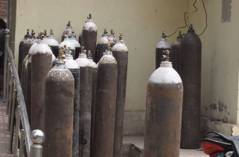 Oxygen plants to be set up in Saramathura, Bari, Maniyan, Rajkheda and सरमथुरा, बाड़ी, मनियां, राजाखेड़ा एवं सैपऊ में लगाए जाएंगे ऑक्सीजन प्लांट