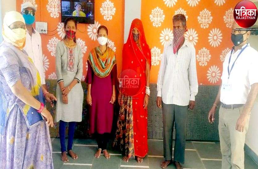 अनुकरणीय : पहले कोरोना भगाएंगे, फिर करेंगे लाडो के हाथ पीले अनुकरणीय : पहले कोरोना भगाएंगे, फिर करेंगे लाडो के हाथ पीले