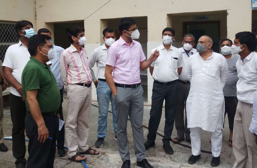 चिकित्सालय में भामाशाहों के सहयोग से खरीदे जाएंगे संसाधन और उपकरण चिकित्सालय में भामाशाहों के सहयोग से खरीदे जाएंगे संसाधन और उपकरण