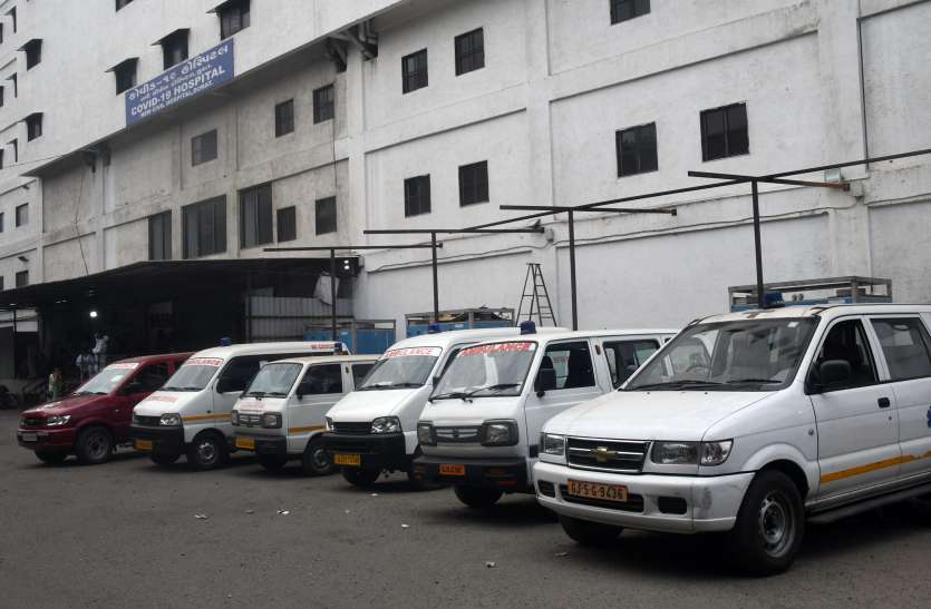 Surat Corona : कोरोना संक्रमित 12 मरीजों की मौत Surat Corona : कोरोना संक्रमित 12 मरीजों की मौत