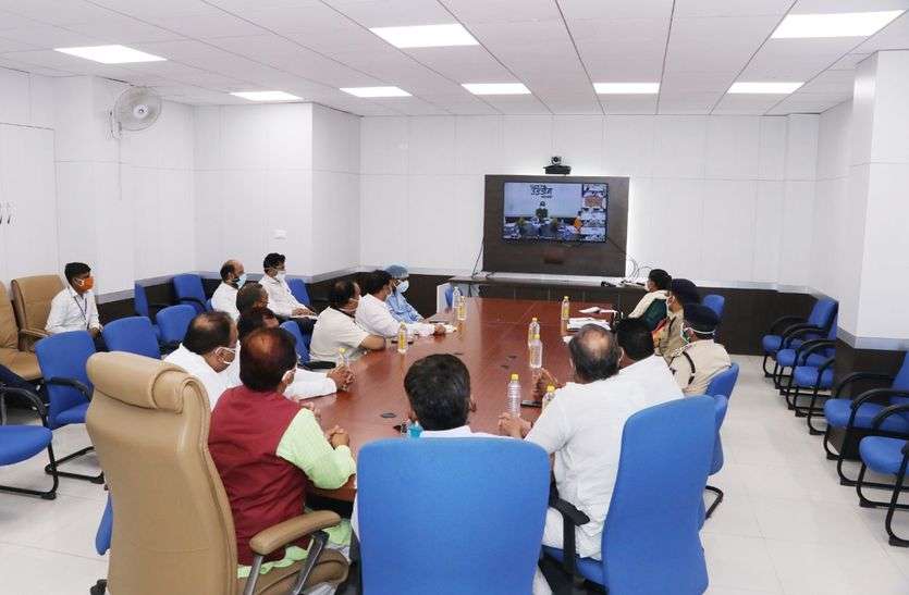 madhya pradesh cm shivraj singh chouhan news आपदा प्रबंधन की तैयारियों को पुख्ता करें – गृह मंत्री