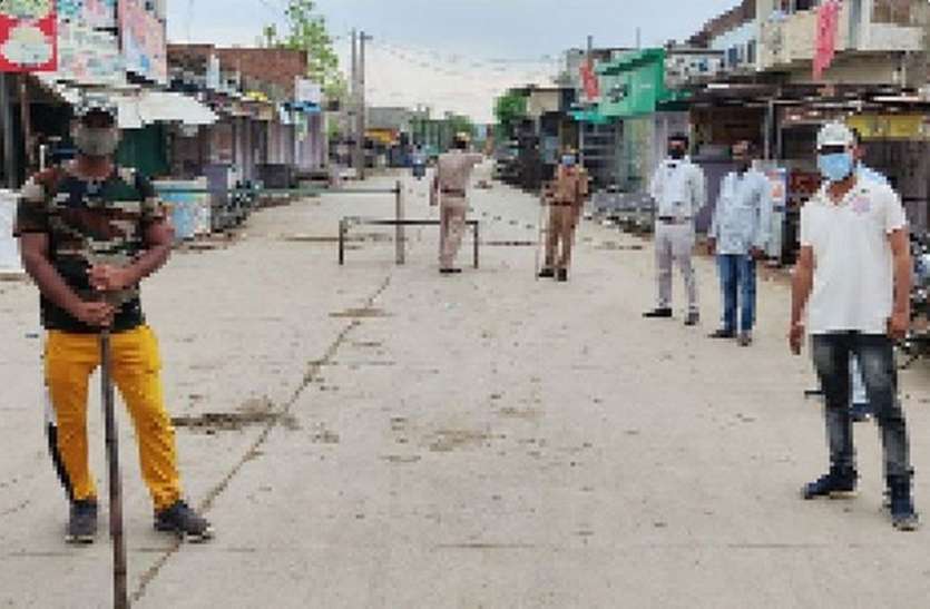 कोरोना संक्रमण पर प्रहार, कस्बे की सीमा सील कोरोना संक्रमण पर प्रहार, कस्बे की सीमा सील