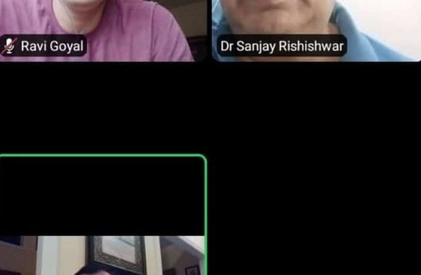 अमेरिका से कोविड एक्सपर्ट डॉक्टरों की टीम ने शिवपुरी के डॉक्टरों को दी सलाह अमेरिका से कोविड एक्सपर्ट डॉक्टरों की टीम ने शिवपुरी के डॉक्टरों को दी सलाह