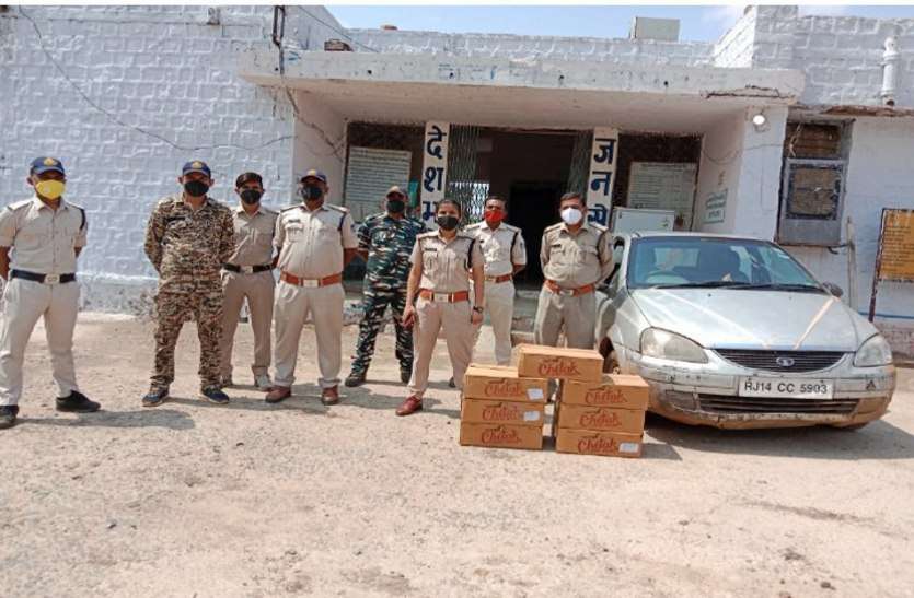 राजस्थान से तस्करी करके ला रहे शराब सहित दो युवक पकड़े राजस्थान से तस्करी करके ला रहे शराब सहित दो युवक पकड़े
