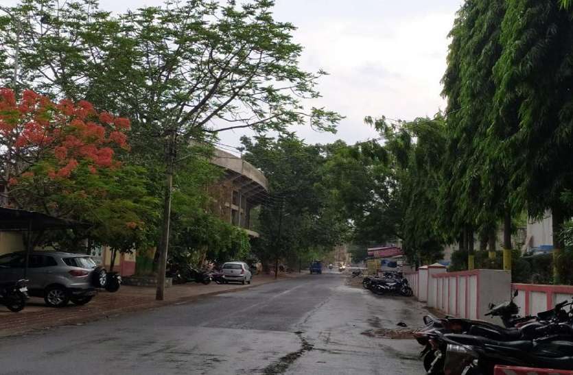 Weather: तौकते ने दिखाया असर, दो दिनों में 59 एमएम बारिश Weather: तौकते ने दिखाया असर, दो दिनों में 59 एमएम बारिश