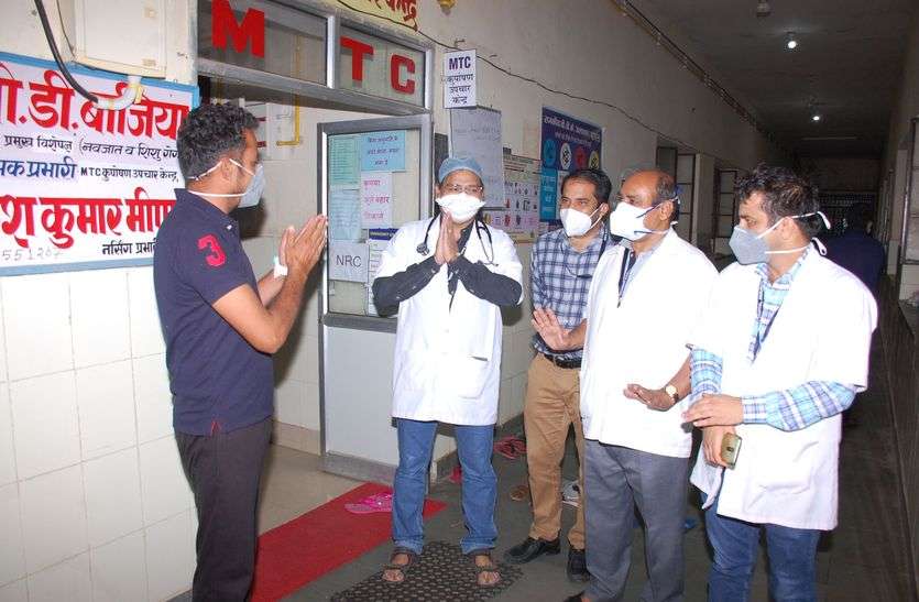 आक्सीजन लेवल 30 होने के बाद भी कोरोना से जीती जंग आक्सीजन लेवल 30 होने के बाद भी कोरोना से जीती जंग