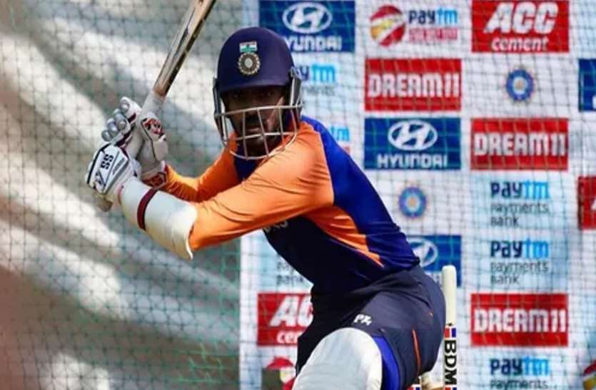 wriddhiman_saha.jpg विकेटकीपर साहा के कवर के तौर पर इंग्लैंड जा सकते हैं भरत