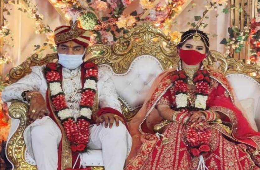 Deputy CM Keshav Prasad Maurya's Son Marriage - उप मुख्यमंत्री केशव प्रसाद  मौर्य के बेटे की रायबरेली में हुई शादी, कई प्रमुख नेता और अधिकारी हुए  शामिल, देखें ...