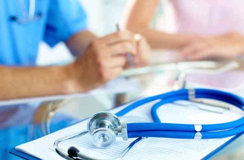 doctor.jpg सिकल सेल डिजीज रोगियों की संख्या में भारत दूसरे नंबर पर