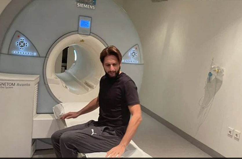 shahid_afridi.png पीठ की चोट के कारण PSL के बाकी मैचों से हुए बाहर शाहिद अफरीदी