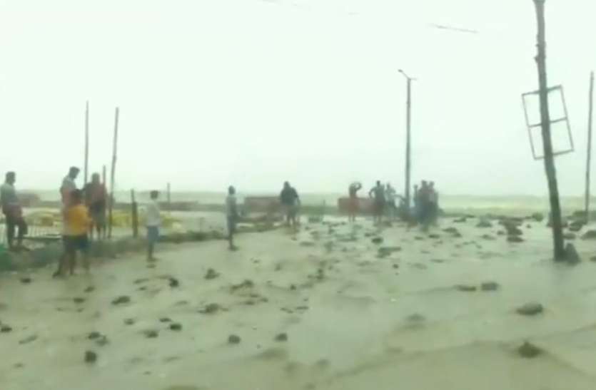 Cyclone Yaas 2021 hit Odisha Cyclone Yaas: ओडिशा में तूफान का लैंडफॉल शुरू, पश्चिम बंगाल में सेना तैनात, अलर्ट पर 6 से ज्यादा राज्य