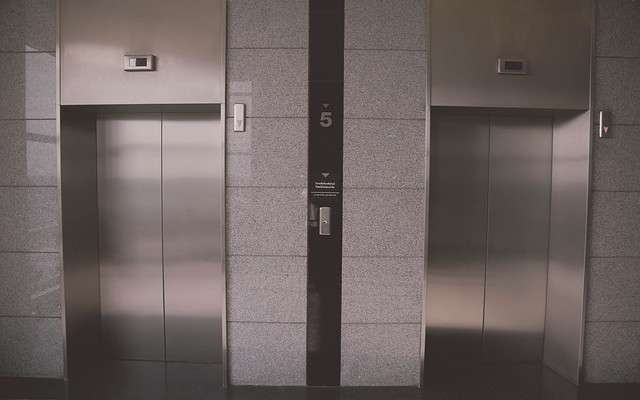 elevator-939515_640-640x400.jpg