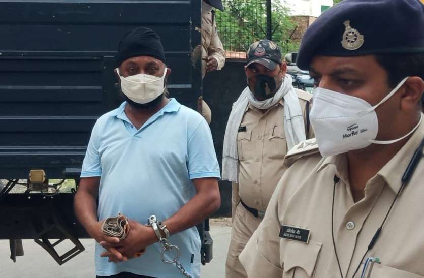 mokha.jpg बुरा फंसा मोखा, सिटी अस्पताल से मिला नकली रेमडेसिविर का बिल, एसआइटी ने किया जब्त