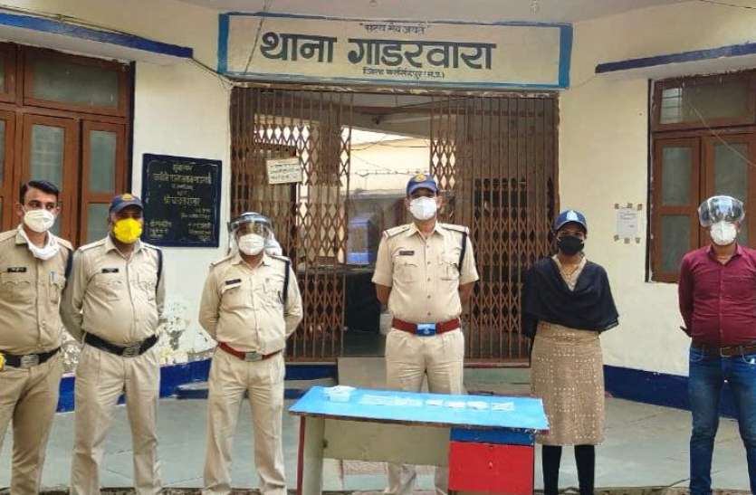 2701nsp11.jpg चोरी के आरोपी बुटना, राजा, चिंटू,गौरव गिरफ्तार, सोने चांदी के जेवर बरामद