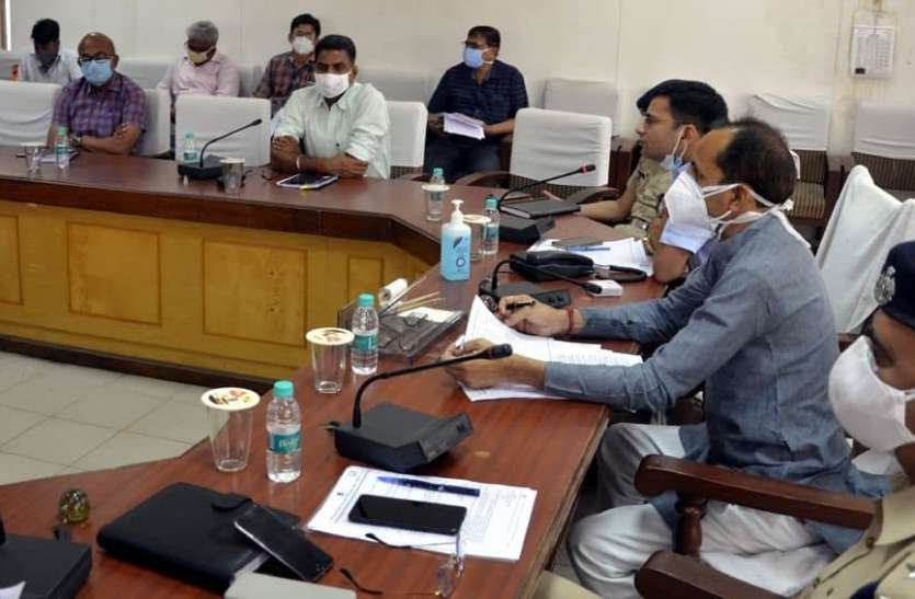 राज्यमंत्री: संक्रमितों के इलाज के लिए भरतपुर की राज्यस्तर पर सराहना राज्यमंत्री: संक्रमितों के इलाज के लिए भरतपुर की राज्यस्तर पर सराहना