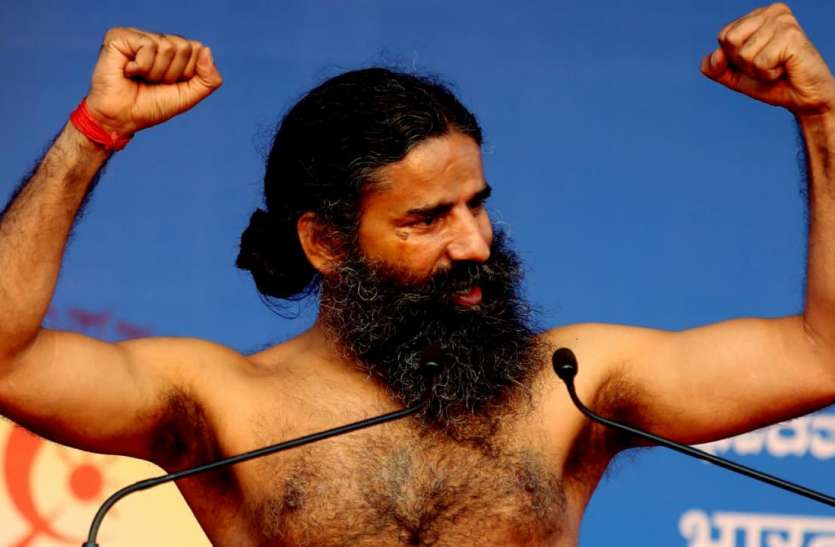 Baba Ramdev earned Rs 12000 cr since announcement buy biscuit company बिस्कुट कंपनी खरीदने के ऐलान के बाद से बाबा रामदेव कमा लिए 12 हजार करोड़ रुपए, जानिए कैसे