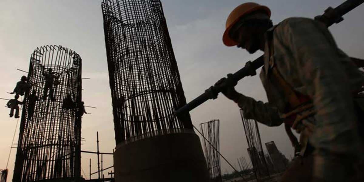 4.38 lakh crores increase in cost of 470 infra projects