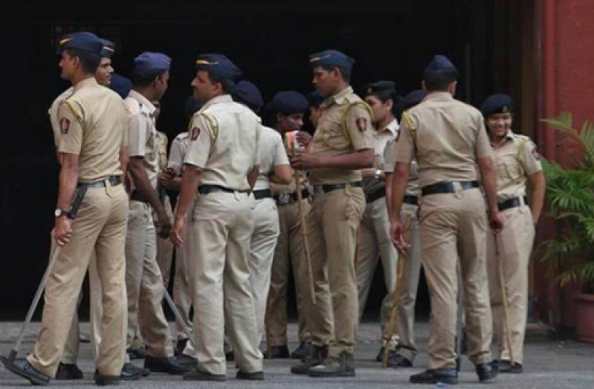 UP Police SI Recruitment 2021 UP Police SI Recruitment 2021: यूपीपीआरपीबी ने सब इंस्पेक्टर के 9534 पदों पर भर्ती के लिए बढ़ाई आवेदन की तारीख, 15 जून तक करें अप्लाई
