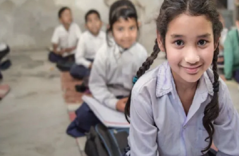 Free education Covid-19: तमिलनाडु सरकार ने कोरोना से पैरेंट्स को खोने वाले बच्चों को मुफ्त शिक्षा और 3 हजार मासिक भत्ता देने की घोषणा की