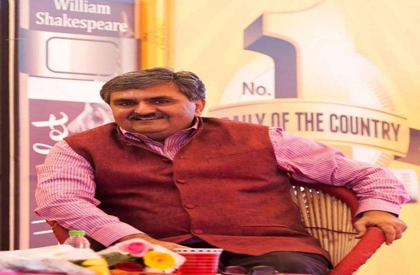 ट्रिब्यूट : वर्ल्ड थिएटर की दुनिया को जयपुर के मंच तक पहुंचाया ट्रिब्यूट : वर्ल्ड थिएटर की दुनिया को जयपुर के मंच तक पहुंचाया