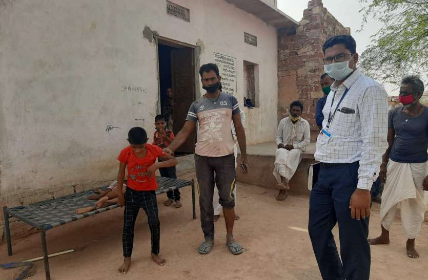 Sukhi gets proof of disability, pension approved सुखी को मिला दिव्यांगता का प्रमाण, स्वीकृत हुई पेंशन