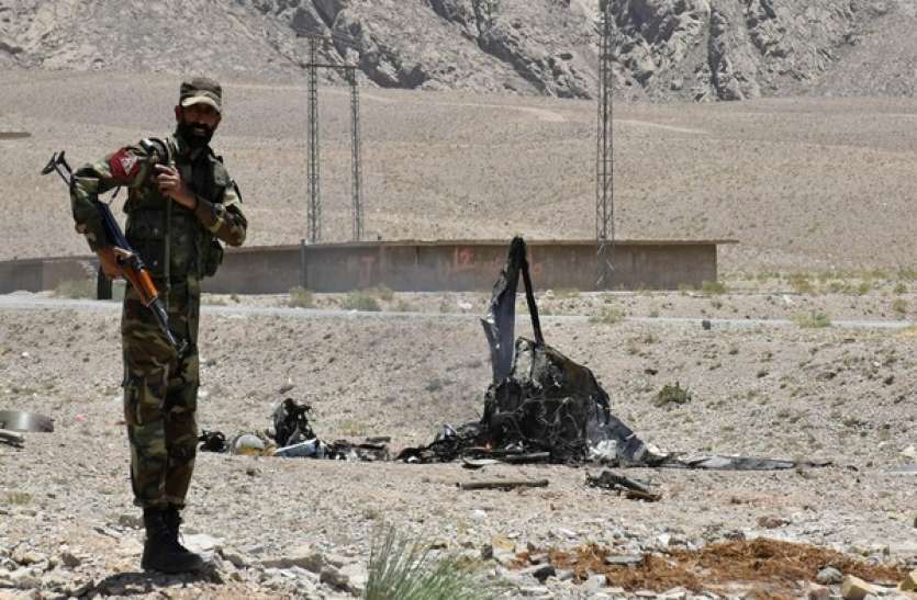Terrorist attack in pakistan पाकिस्तान: बलूचिस्तान में सेना की चौकी पर आतंकी हमला, 4 सैनिकों की मौत, 8 घायल